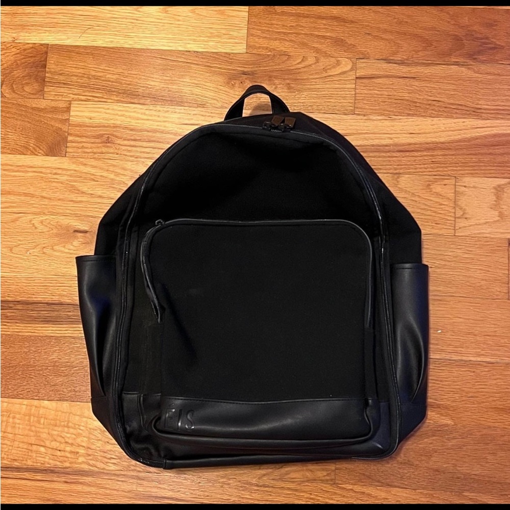 BEIS Travel Backpack